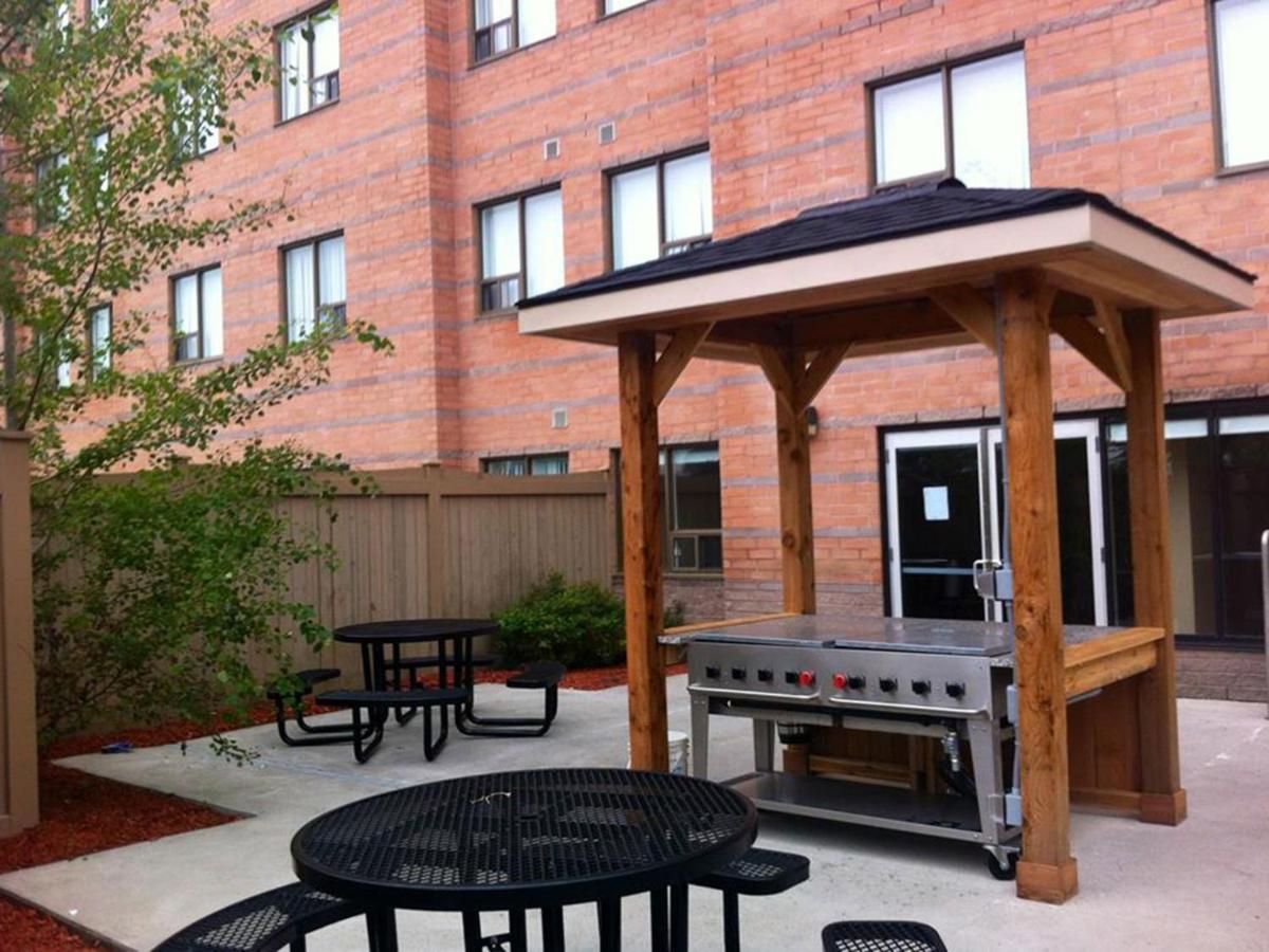 Residence & Conference Centre - Kitchener-Waterloo Exterior foto